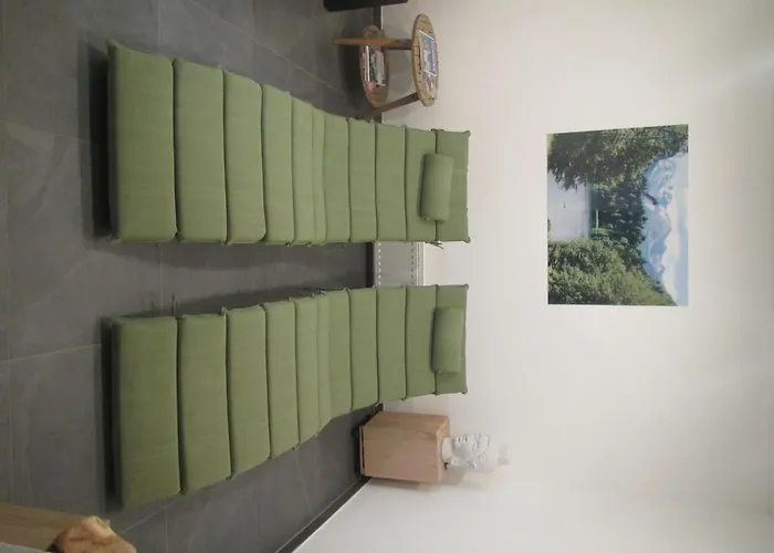 Mit Hallenbad By Interhome Lägenhet *